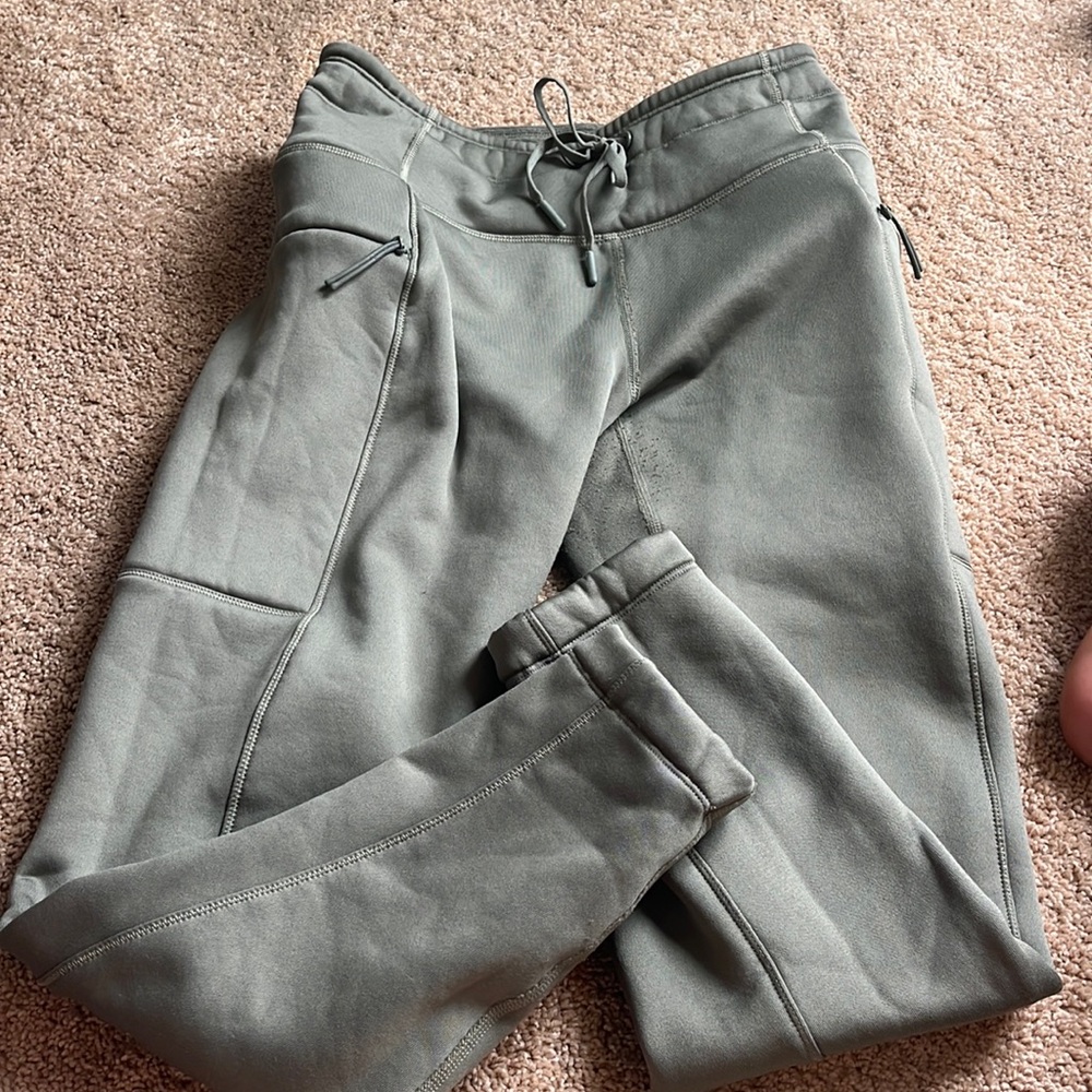 Fleece lined water resistant leggings